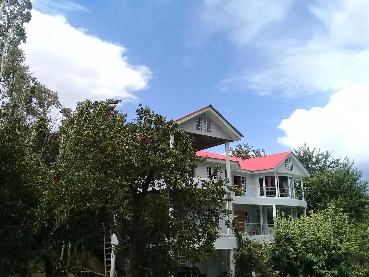 Hotel Reego Skardu Exterior photo